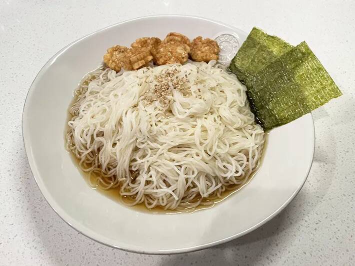そうめんのつゆが「ごくごく飲める」おいしさに？　混ぜたのは『水』ではなく…