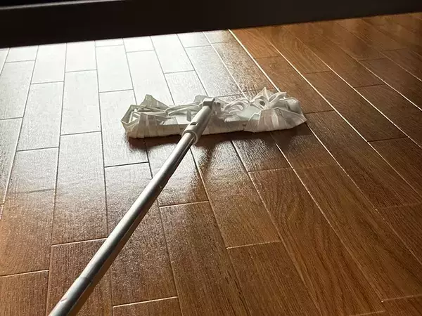 「余ったマスクを3枚並べて…　掃除に役立つ活用法が、こちら」の画像