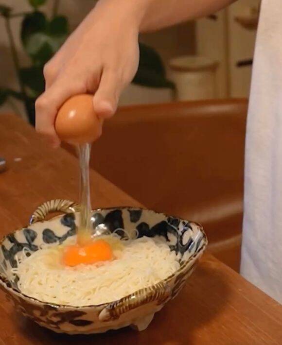 いつものそうめんが大変身！　リピート確定の『悶絶めんたいシラスおろしそうめん』