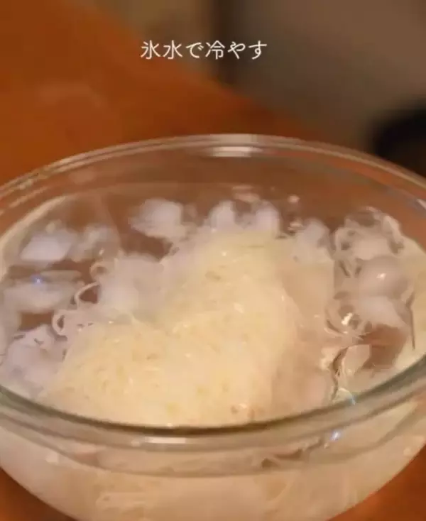「いつものそうめんが大変身！　リピート確定の『悶絶めんたいシラスおろしそうめん』」の画像
