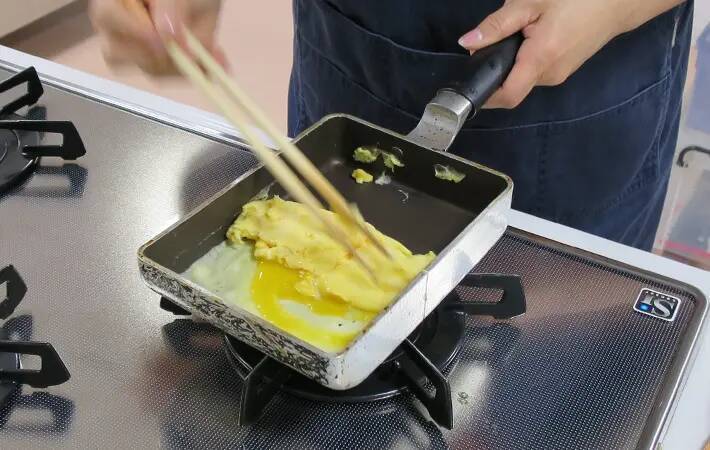 玉子焼き、焼く前によく混ぜると？　起こった変化に驚き！