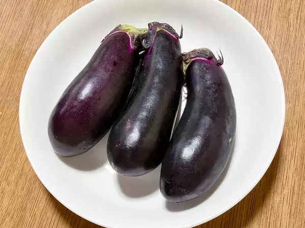 「ナスの味噌汁を作る時は…」　食品メーカーが教える『汁が黒っぽくなるのを防ぐコツ』