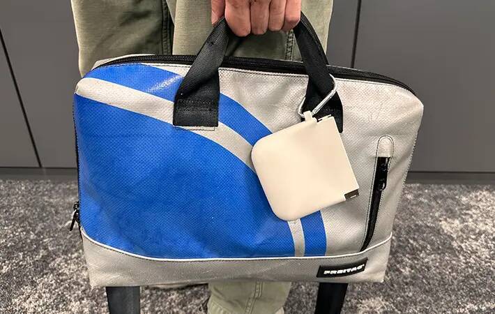「これがゴミ箱なの？」「ぜんぜん見えないし機能的」　評判の『スリコ』ポータブルゴミ箱がこちら！