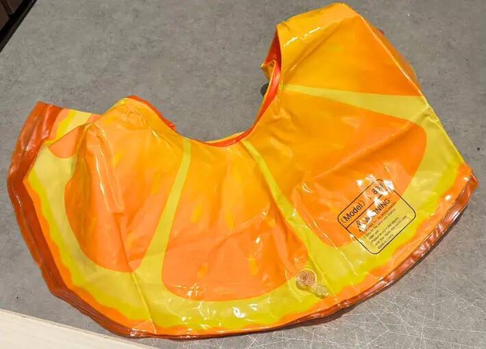 プールじまいの新常識？浮き輪の保管に「ベビーパウダー」を使ってみた