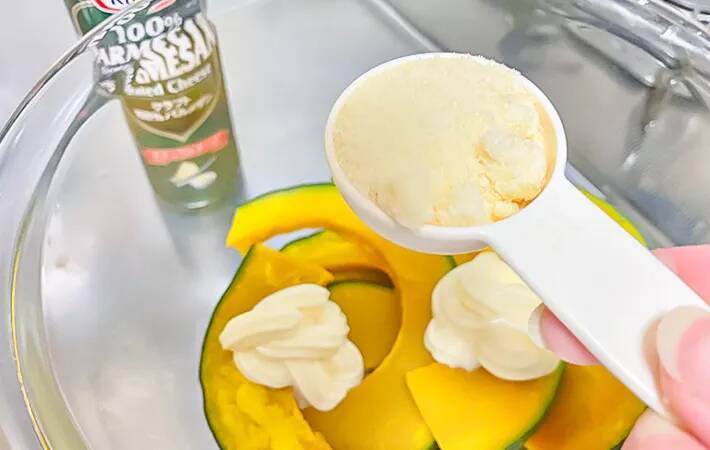 家にカボチャがあったら絶対作って！　レンチンだけで絶品『かぼちゃのマヨチーズ和え』
