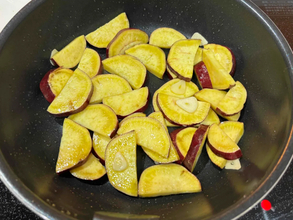 サツマイモを使ったおつまみに家族が大喜び！　実は相性抜群だった食材は？