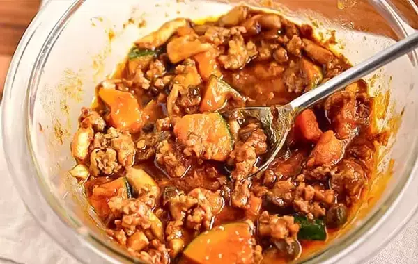 「手軽なキーマカレー　ハウス食品に聞いた！おすすめ食材と簡単アレンジ【管理栄養士が実践】」の画像