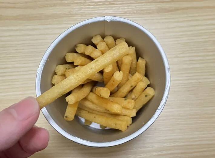 「当時の記憶がよみがえる…」　30周年記念で復活した『じゃがりこ』は、ノスタルジー感じる味だった