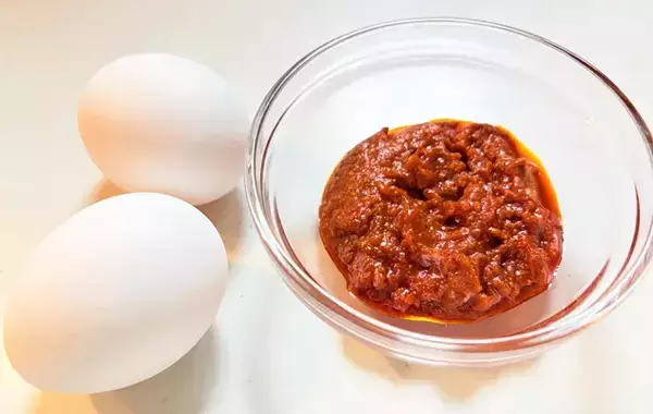 「切った瞬間とろ～り！　余り物で作った玉子焼きに「子供たちが奪い合いになった」」の画像