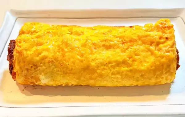 「切った瞬間とろ～り！　余り物で作った玉子焼きに「子供たちが奪い合いになった」」の画像