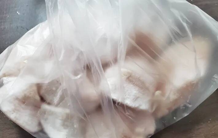 パックの安い鶏むね肉　意外な味付けに「家族が歓声あげた」【節約レシピ】