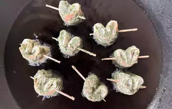 「【10分で完成】ちくわは斜め切りにせずに？　お弁当にぴったりな「磯部揚げ」の作り方」の画像