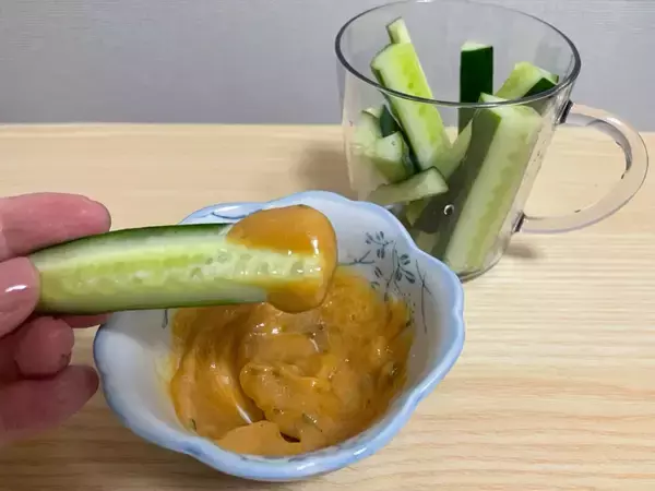 マヨネーズに1袋加えて　混ぜ合わせるだけで料理がおいしくなる『万能調味料』、使ったのは？