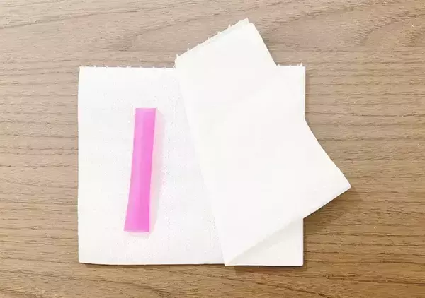 「タピオカストローが“神アイテム”に？　切って使うだけの裏ワザ」の画像