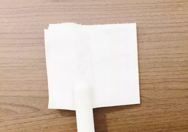 「タピオカストローが“神アイテム”に？　切って使うだけの裏ワザ」の画像