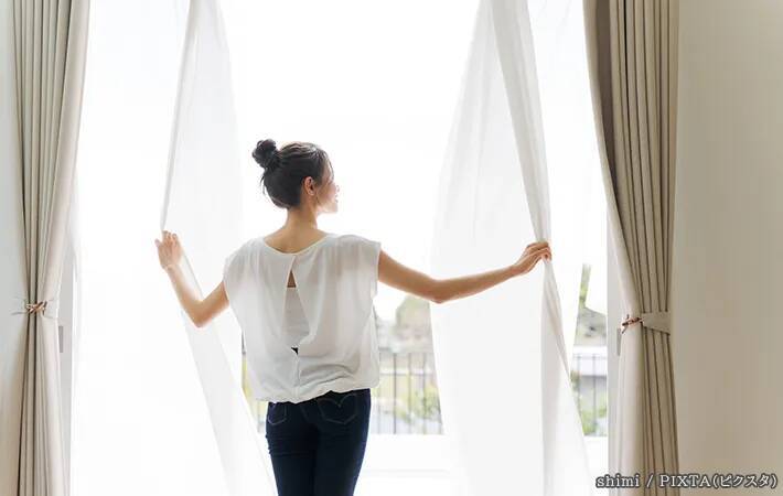 サンマを焼く時の煙、換気扇だけで十分？　部屋にニオイを残さない方法