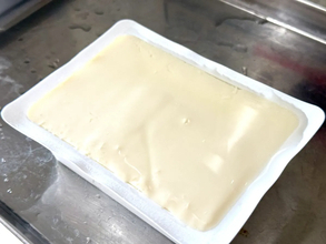 4等分して豆腐　対角線に切る？　すぐに試せる切り方テクニック【料理テク4選】