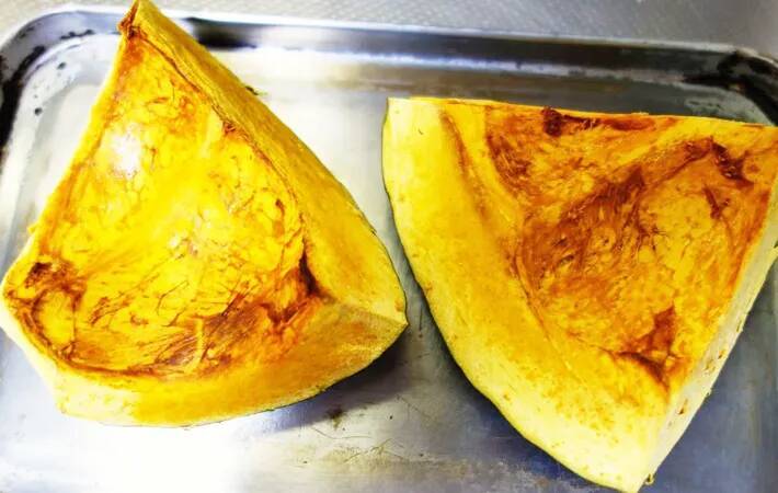 焼いたカボチャと『スーパーカップ』で…家族もびっくりの大胆スイーツ！