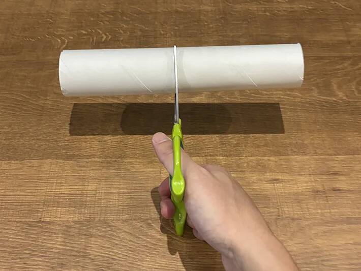 キッチンペーパーの芯が便利な『収納アイテム』になる　2つの再利用法で「キッチンがスッキリ！」