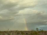 「『短い虹』がどんどん伸びていき…？　車の窓から見えた景色に「こんなの初めて見た！」」の画像2