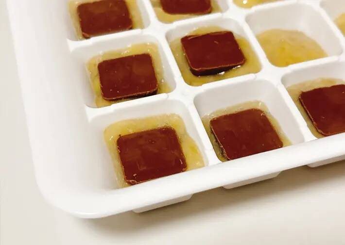 黒くなったバナナも救済　製氷皿で作る『冷凍チョコバナナ』が「夏にイイ！」