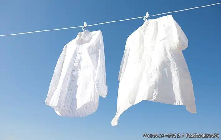 白い服の黄ばみを防ぐには？　プロ直伝『なじませ洗い』の手順がこちら