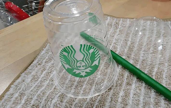 飲み終えたスタバカップ、捨てないで！　すぐできる再利用テクに「家中に置きたい」「気分も上がる」