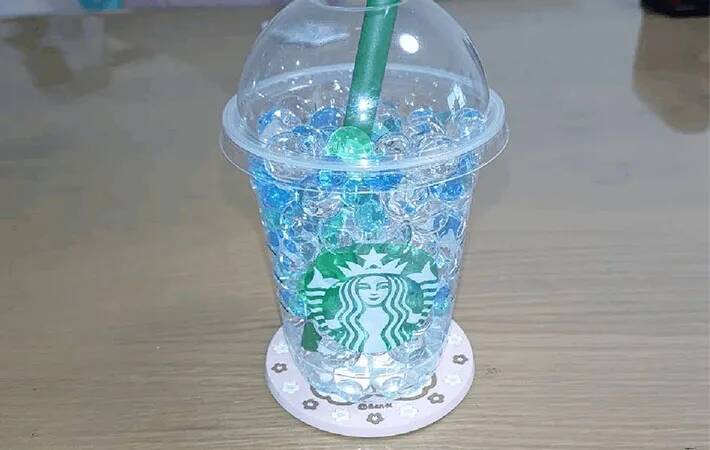 飲み終えたスタバカップ、捨てないで！　すぐできる再利用テクに「家中に置きたい」「気分も上がる」