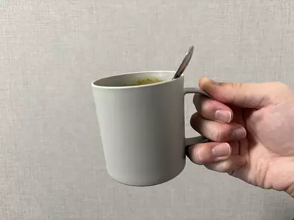 「牛乳に入れて混ぜるだけ！　簡単『ホットチョコレート』が「信じられない美味しさ」【セブン】」の画像