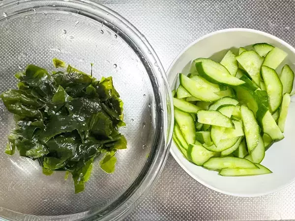 「【試して】暑い日にぴったり！　きゅうりを斜め薄切りにしたら…ミツカンおすすめの作り置きレシピがこちら」の画像