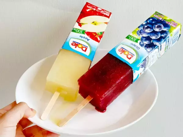 子供「アイス作って！」　紙パックジュースに棒を挿して冷凍庫に入れた結果…