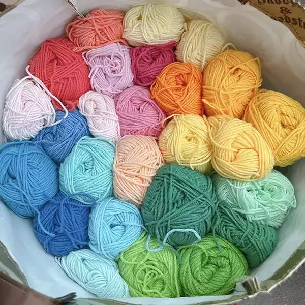 「『これがこうなる選手権』　１０種類の毛糸から生み出されたのは…「かわいい」「元気になる」」の画像