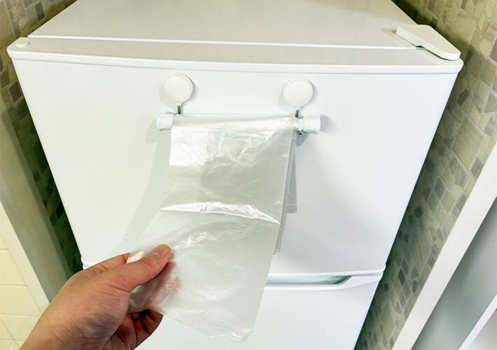 「使い道が少なそう」は誤解！　100均の『短いつっぱり棒』の思わぬ活用法に「頼もしすぎる」