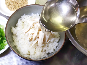 鶏ささみ1本で2人前？　サラサラ食べられて家族「おいしい！」白だしが決め手のミツカン“さっぱり飯”レシピ