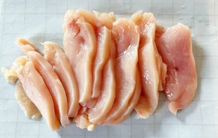 2人分があっという間になくなる！　ブロッコリーと鶏むね肉をレンチンしたら…？