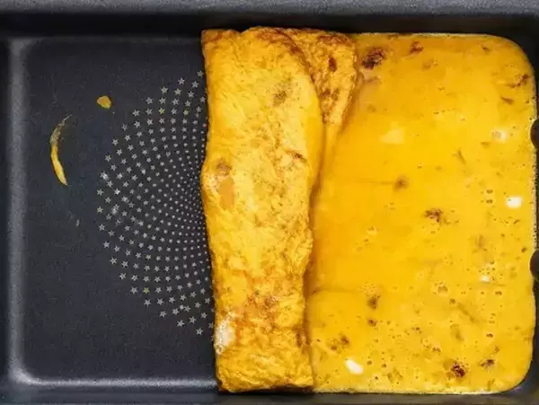 玉子焼きに『大さじ1杯』、何を入れる？　冷めてもおいしいアレンジに「旨味たっぷり」「お弁当に入れたい！」