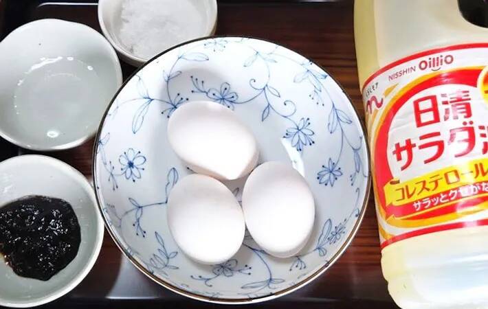 玉子焼きに『大さじ1杯』、何を入れる？　冷めてもおいしいアレンジに「旨味たっぷり」「お弁当に入れたい！」