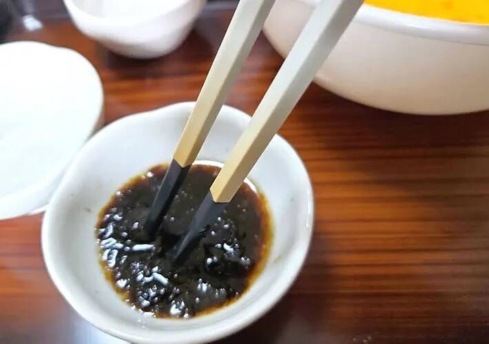 玉子焼きに『大さじ1杯』、何を入れる？　冷めてもおいしいアレンジに「旨味たっぷり」「お弁当に入れたい！」