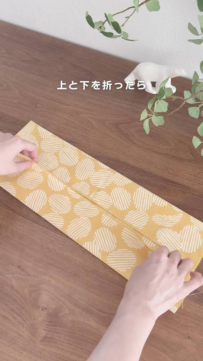 1枚の手ぬぐいを折るだけで？　30秒で小物収納に使える『バスケット』が作れた【簡単手順】