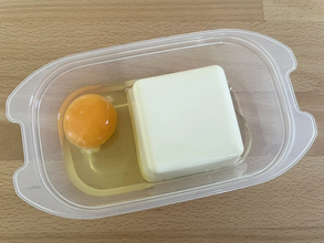 【電子レンジでOK】タッパーに豆腐・卵・キャベツを入れたら…　できた一品に「リピ確！」