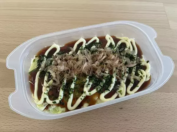 「【電子レンジでOK】タッパーに豆腐・卵・キャベツを入れたら…　できた一品に「リピ確！」」の画像