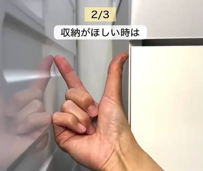 配線カバーを短く切って、リモコンに貼ると…？　意外な活用術3選に「天才」「真似します」