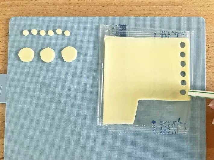 ハロウィン弁当におすすめ！　赤ウインナーで作る『おばけウインナー』がかわいすぎる