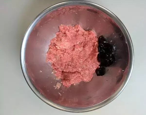 「「いつもと違う！」　家族が絶賛したハンバーグの正体に「まさか」「その発想はなかった」」の画像