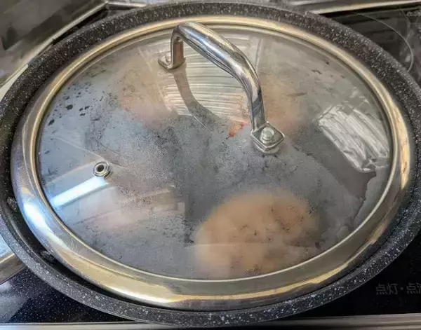 「「いつもと違う！」　家族が絶賛したハンバーグの正体に「まさか」「その発想はなかった」」の画像