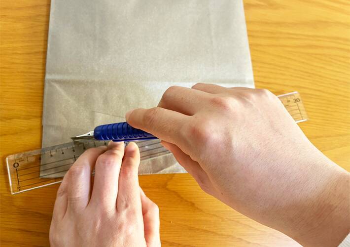 使い道のない紙袋　箱ティッシュの使いやすさがアップする『活用法』に「アイディアの勝利！」