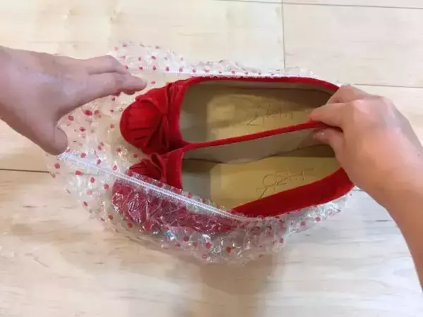 「その手があったか」　スーツケースに靴を入れる便利な裏ワザがこちら