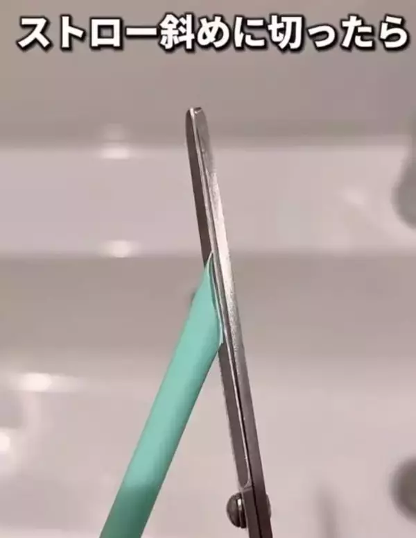 「ペットボトルと牛乳でできる簡易ライト　停電対策に「賢い」「助かる」」の画像