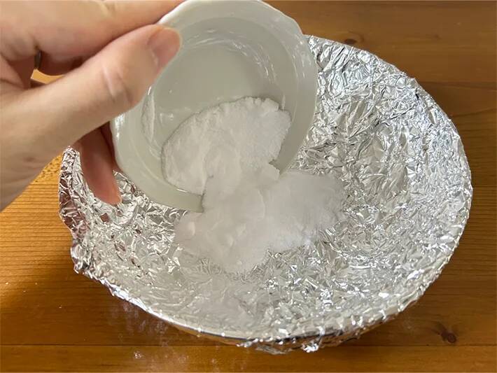 シルバーアクセを『アルミカップ』に入れて…　15分後の変化に驚き！