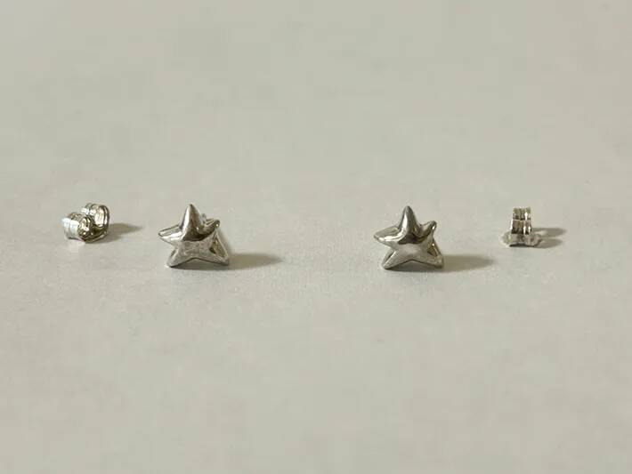 シルバーアクセを『アルミカップ』に入れて…　15分後の変化に驚き！